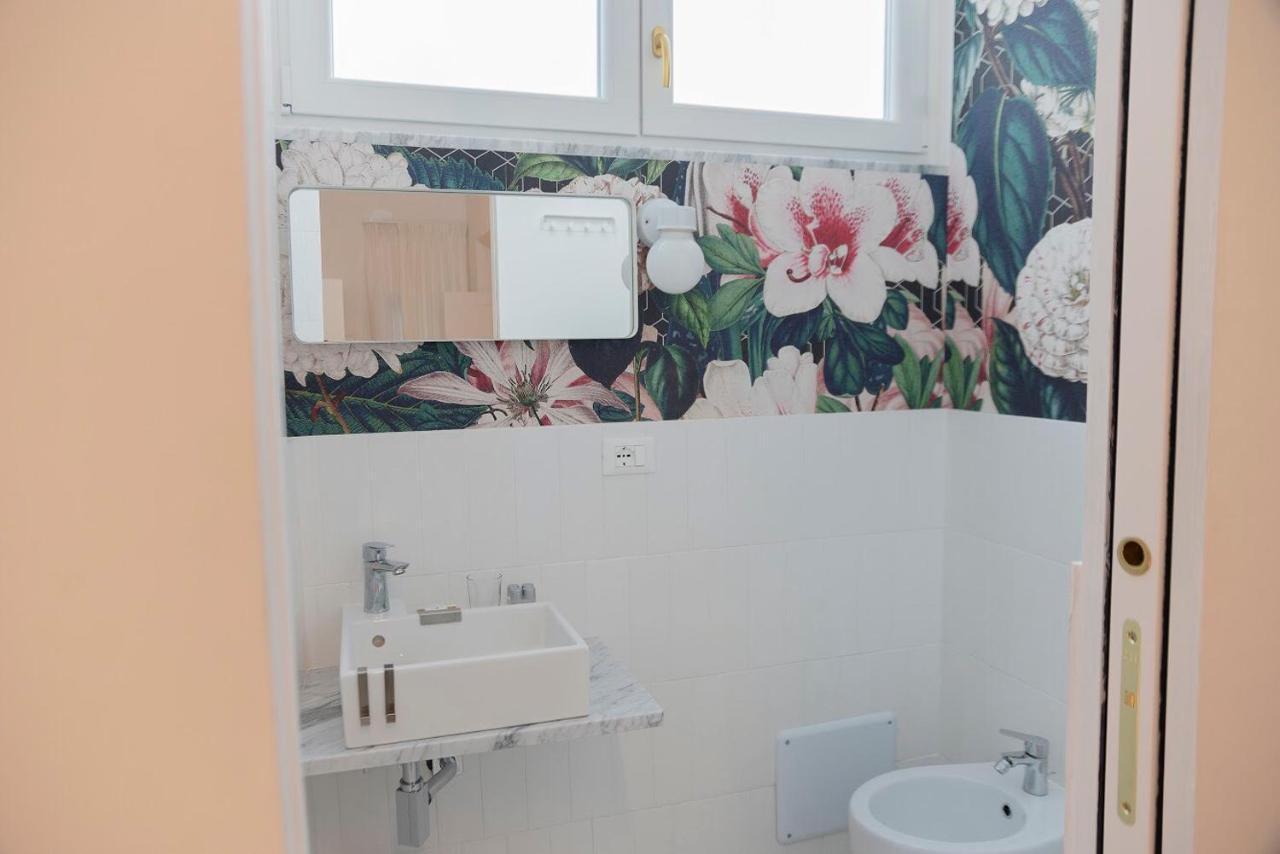 Interno21 Bed and Breakfast Napels Buitenkant foto