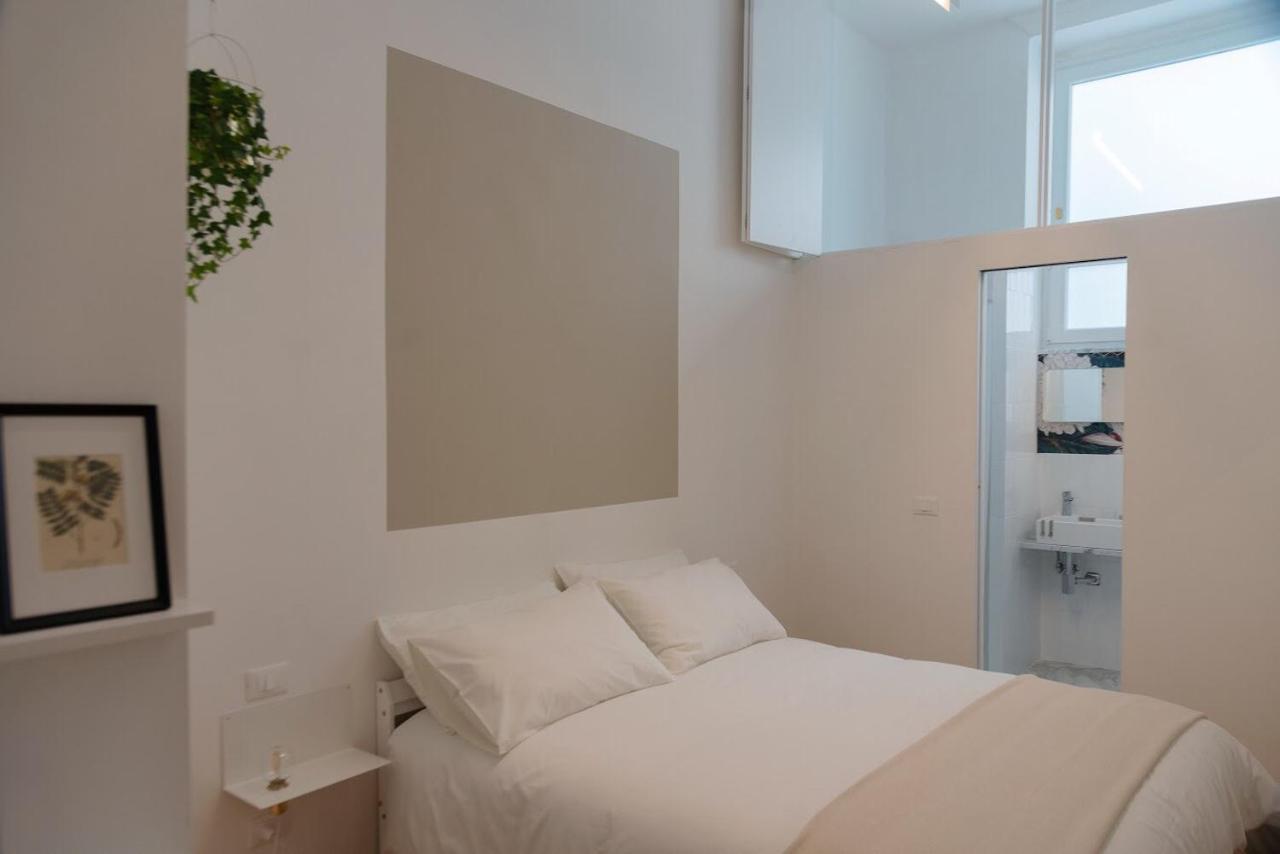 Interno21 Bed and Breakfast Napels Buitenkant foto