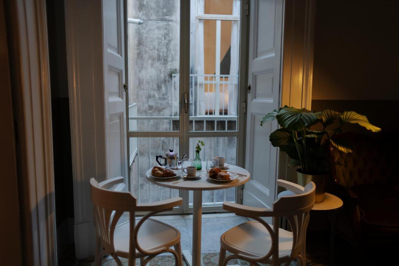 Interno21 Bed and Breakfast Napels Buitenkant foto