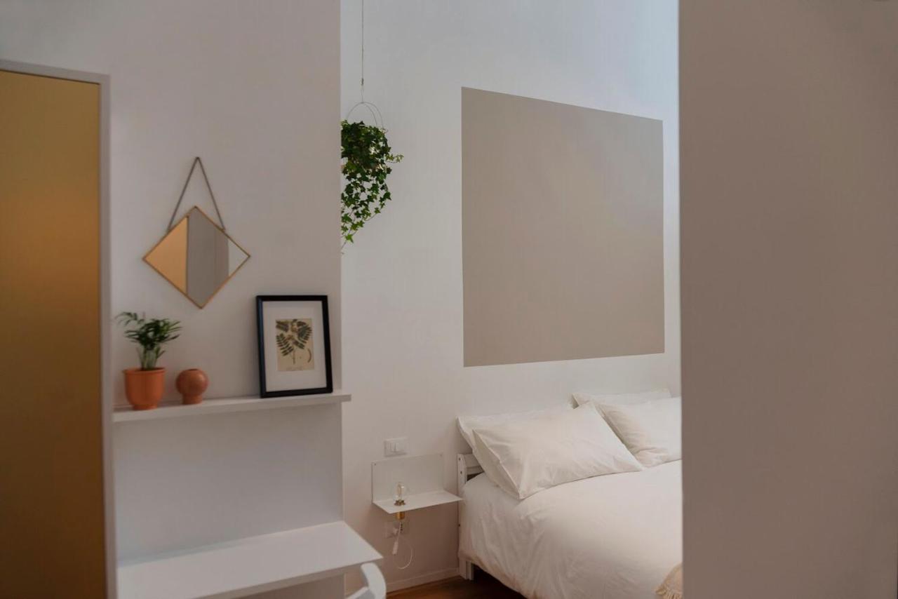 Interno21 Bed and Breakfast Napels Buitenkant foto