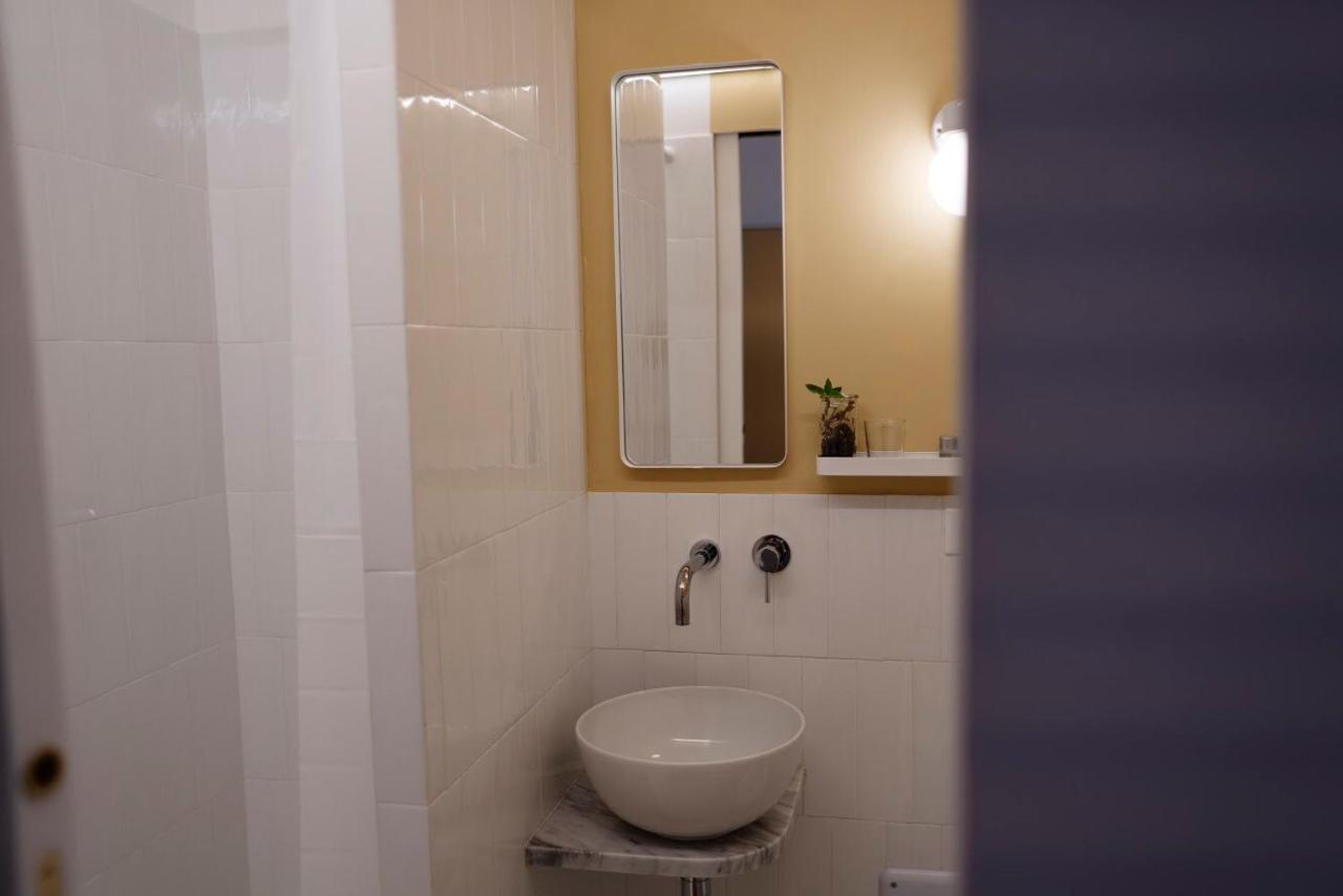 Interno21 Bed and Breakfast Napels Buitenkant foto