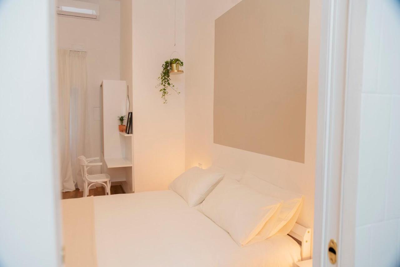 Interno21 Bed and Breakfast Napels Buitenkant foto